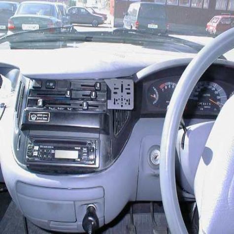 Dashmount 71807 Toyota Previa 1995-1999